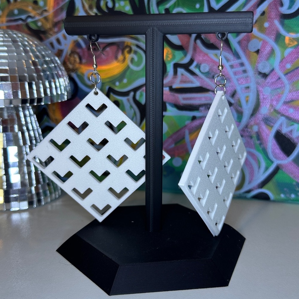 Trippy Geometric White Earrings